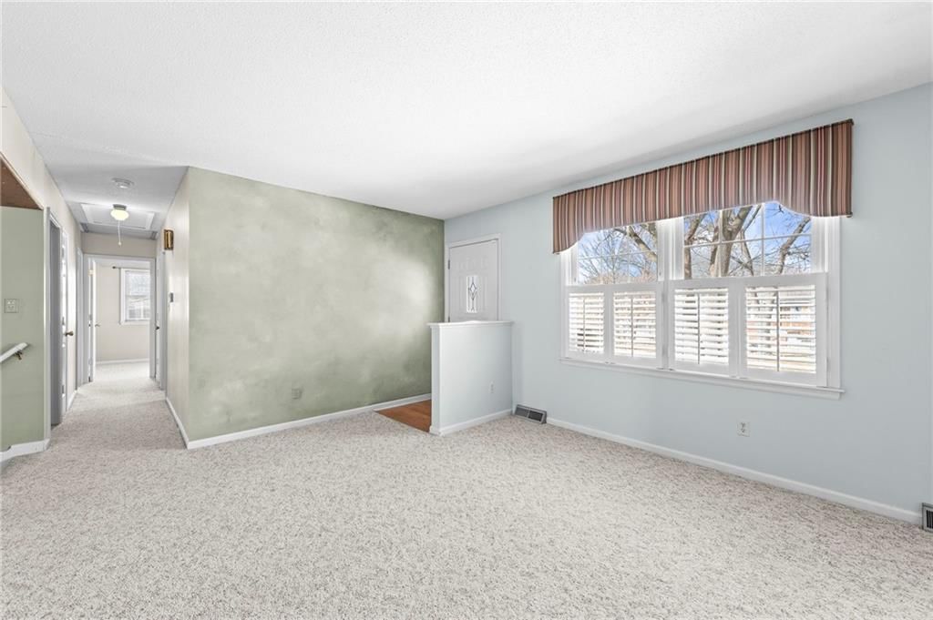 4013 S Maybrook Avenue — photo 5