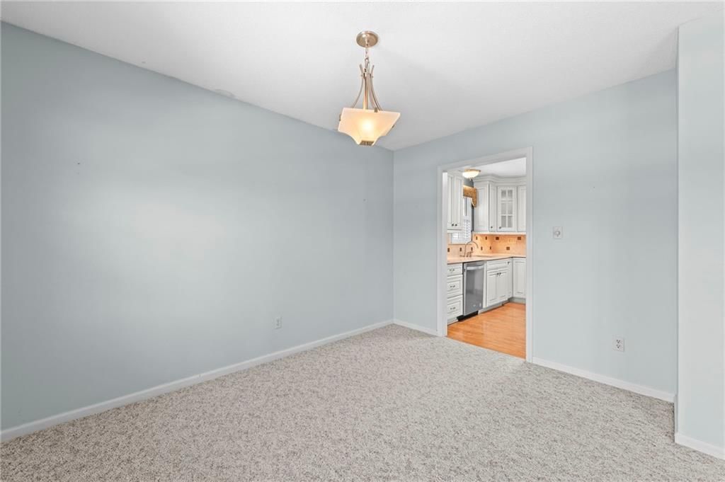 4013 S Maybrook Avenue — photo 8