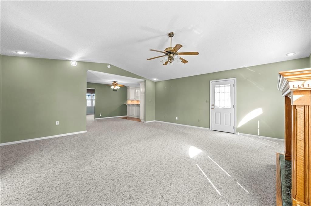 4013 S Maybrook Avenue — photo 16