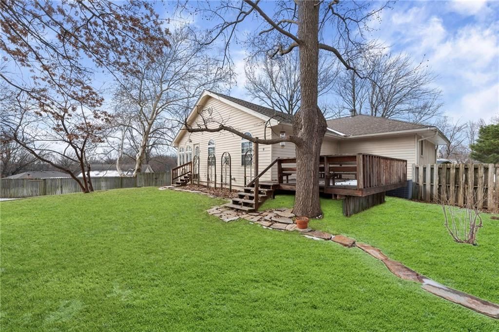 4013 S Maybrook Avenue — photo 37