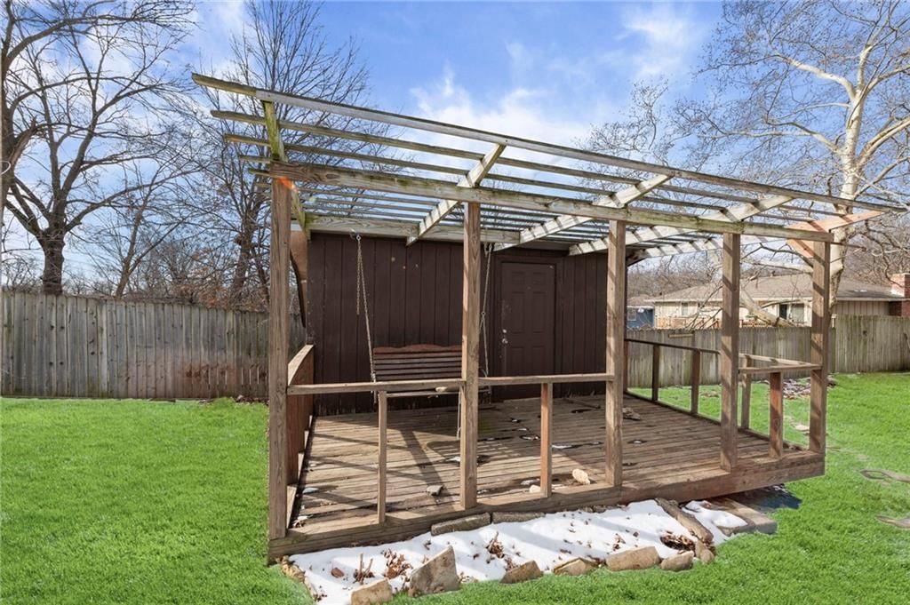4013 S Maybrook Avenue — photo 40