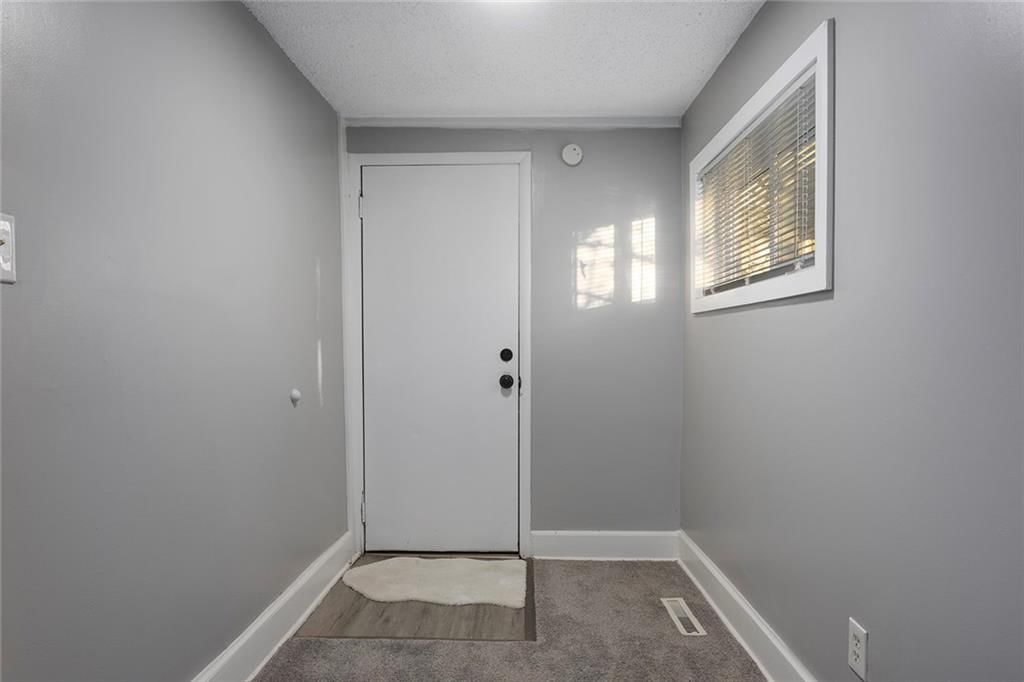 1707 W 44th Street — photo 13