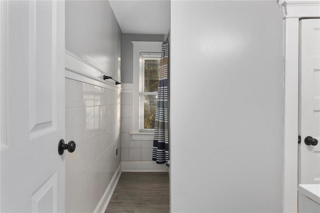 1707 W 44th Street — photo 19