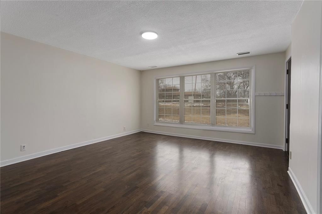 1219 NE 88th Street — photo 3