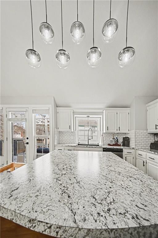 2032 SW British Drive — photo 11