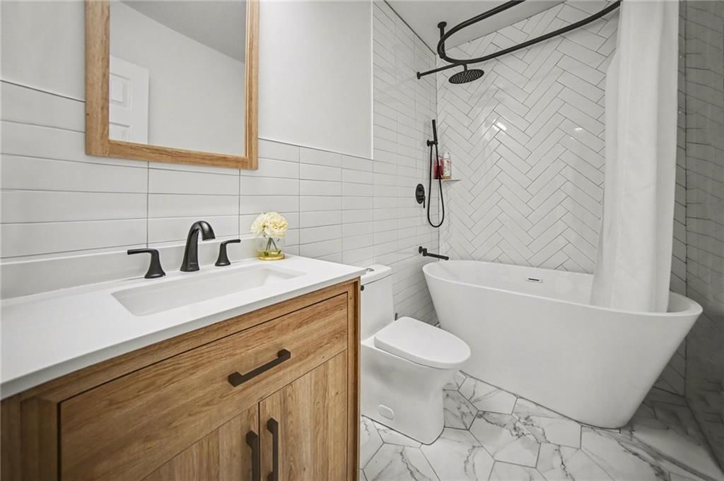 2032 SW British Drive — photo 13