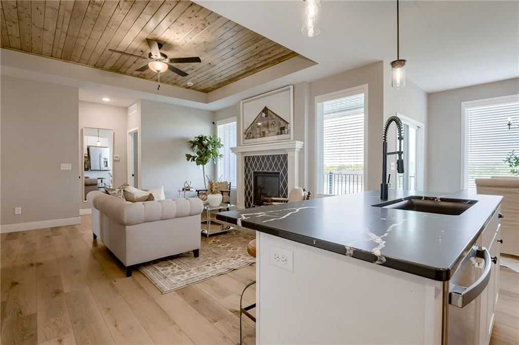 20524 Newcastle Street — photo 11