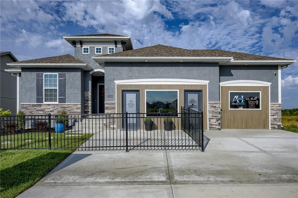 20524 Newcastle Street — photo 23