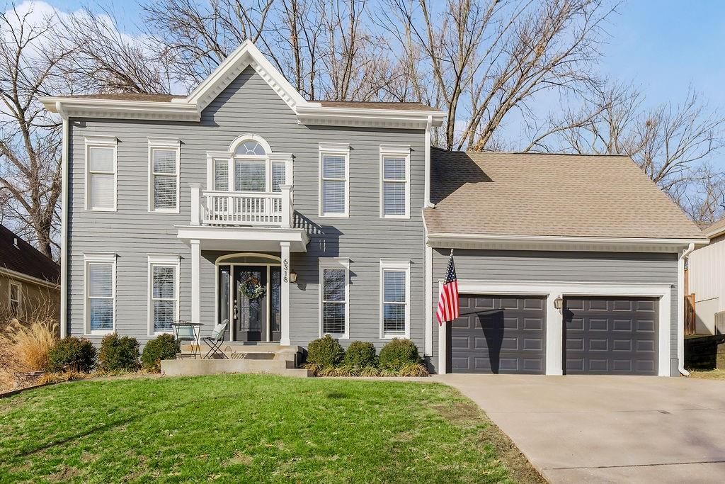 6318 N Robinhood Lane, Kansas City, MO