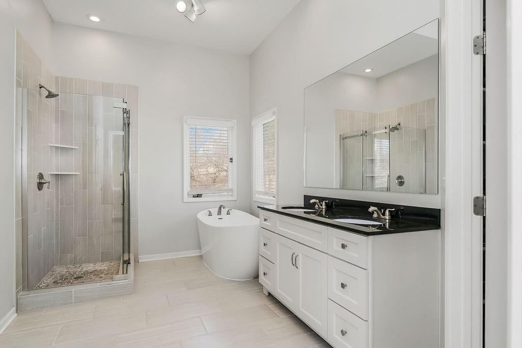 6318 N Robinhood Lane — photo 18