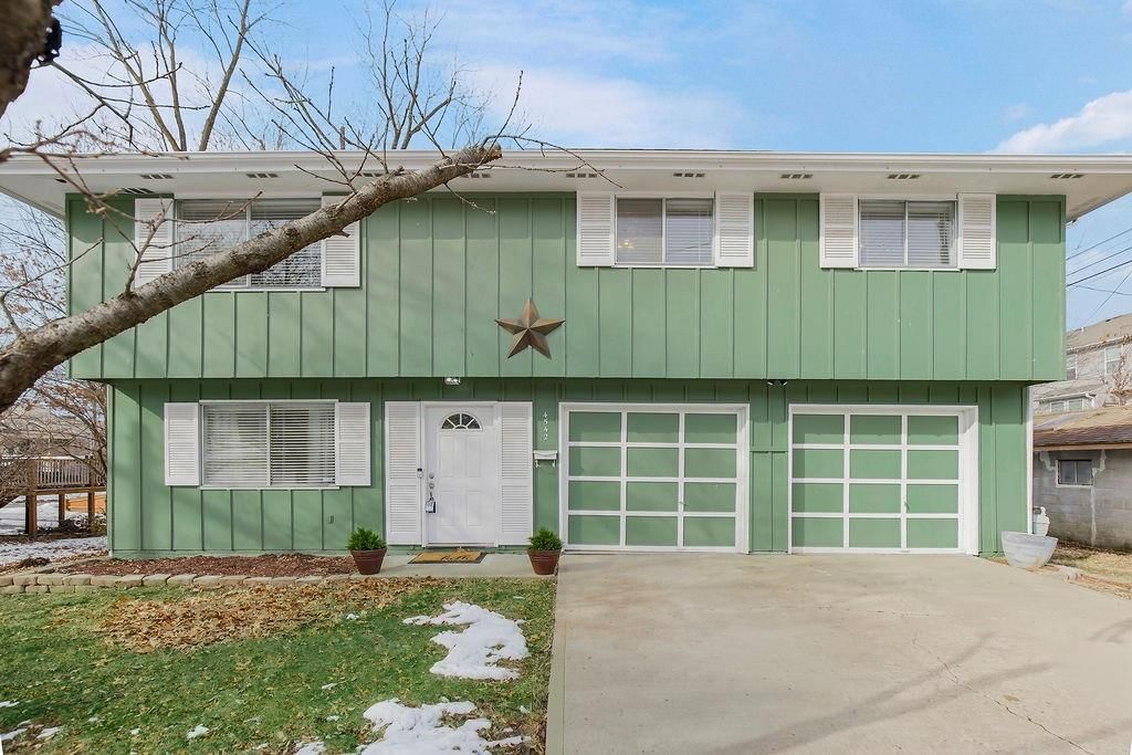 4542 W 50th Street, Roeland Park, KS