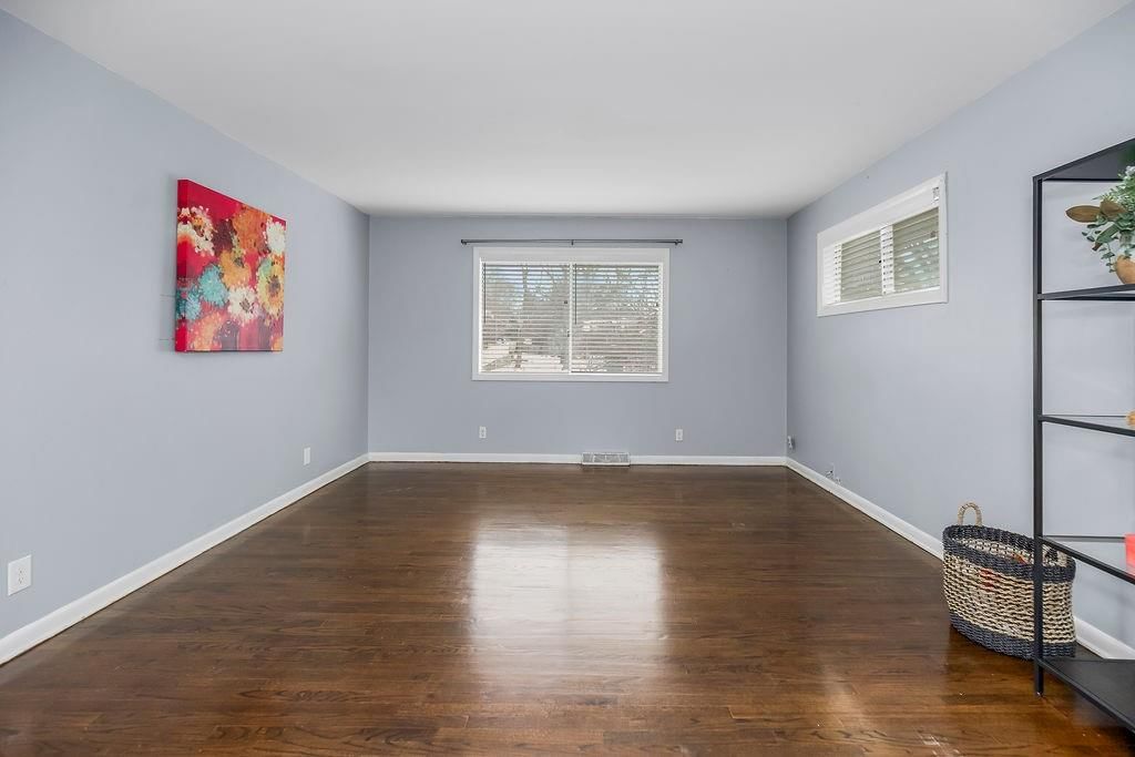 4542 W 50th Street — photo 3