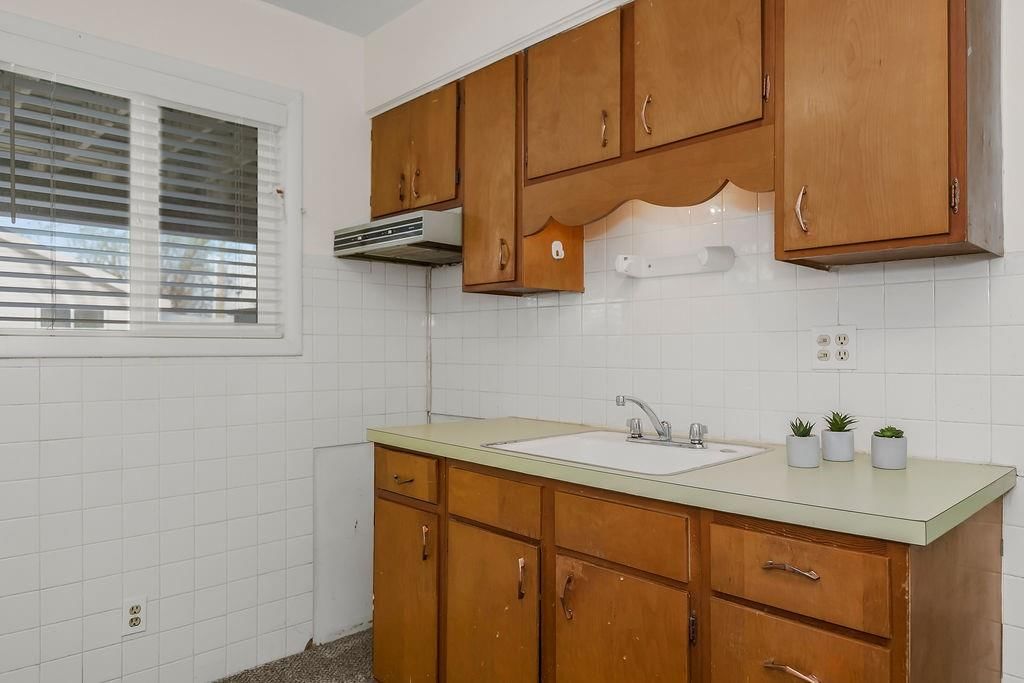 4542 W 50th Street — photo 30