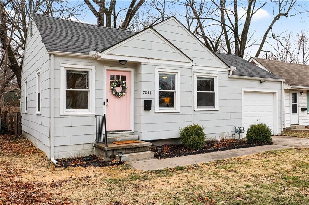 7824 Jefferson Street — photo 3