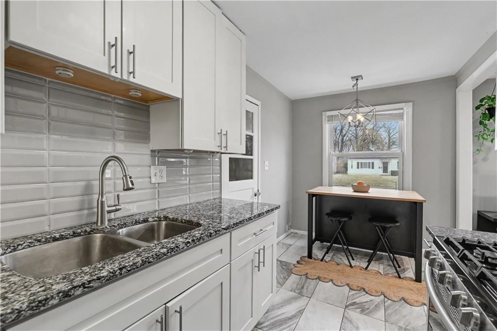 7824 Jefferson Street — photo 12