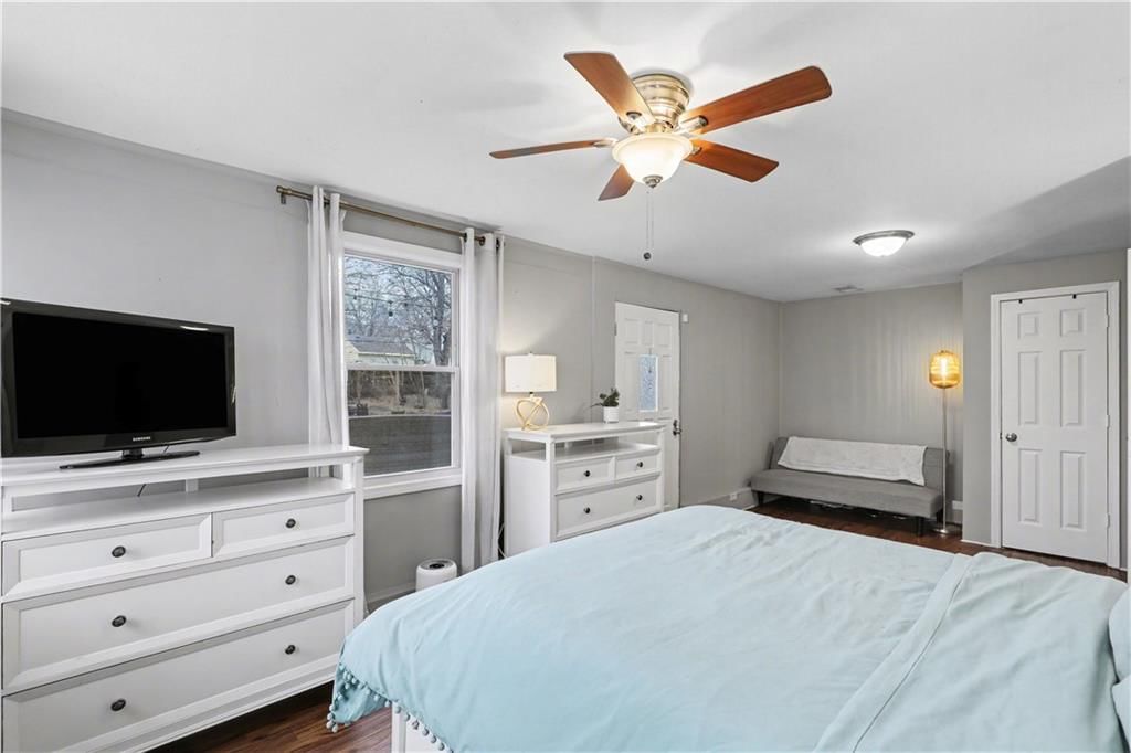 7824 Jefferson Street — photo 16