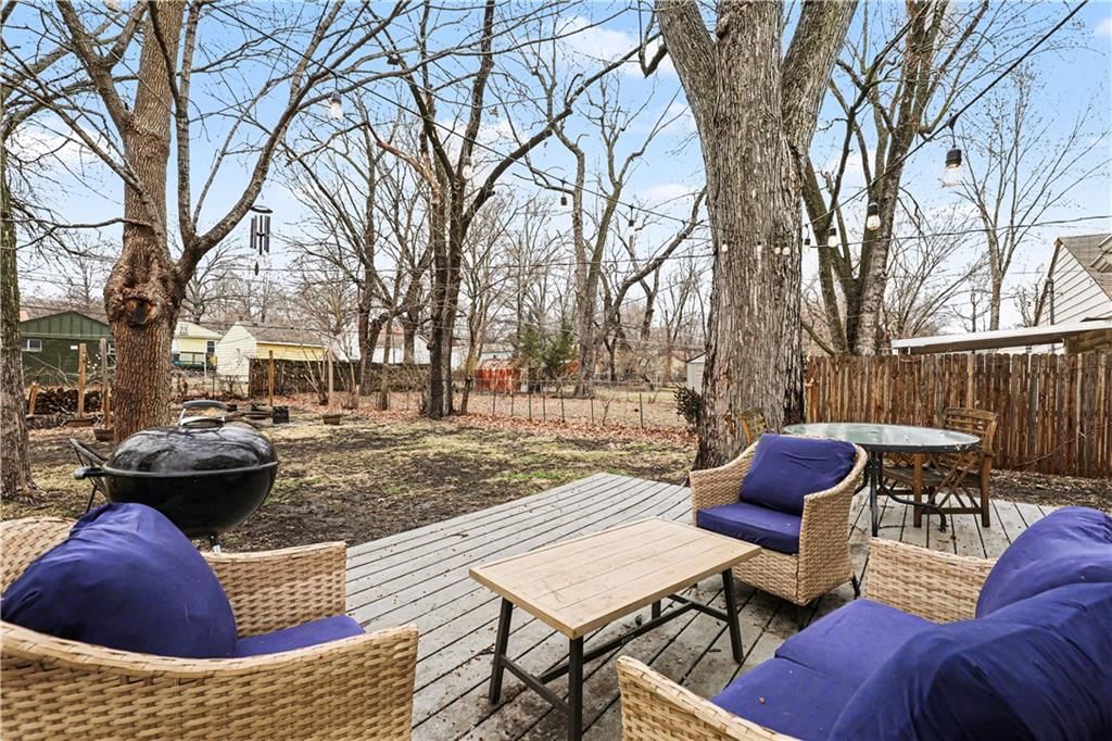7824 Jefferson Street — photo 24