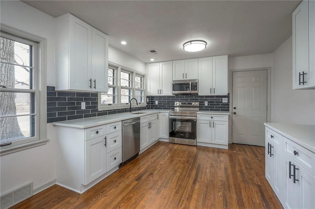 7405 Glenwood Lane — photo 12