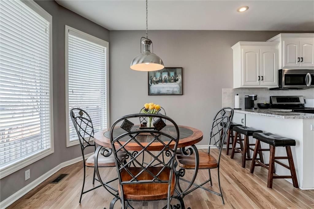 13721 Parkhill Street — photo 7