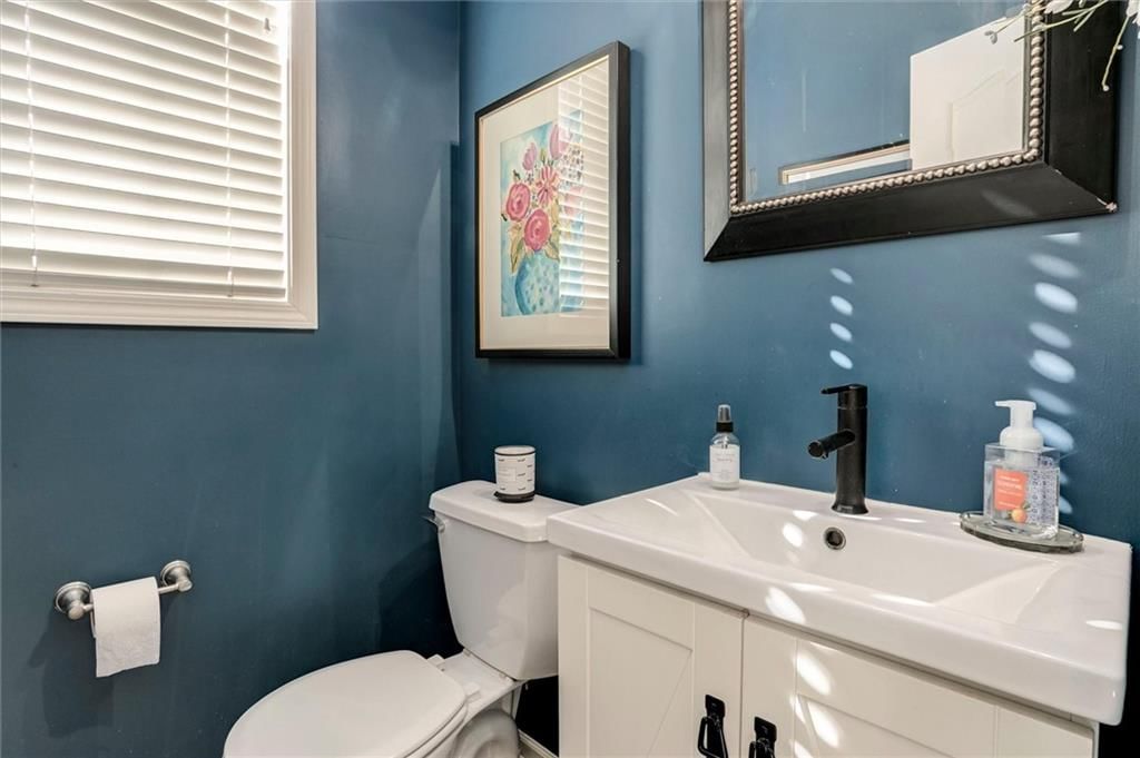 13721 Parkhill Street — photo 22