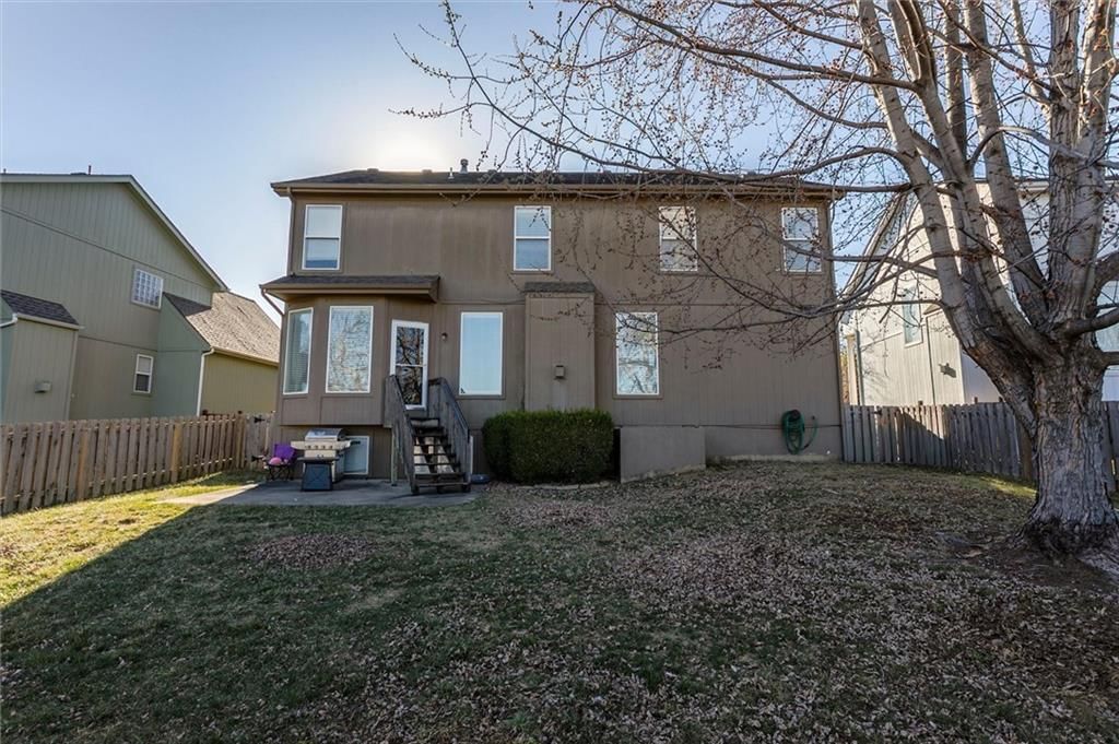 13721 Parkhill Street — photo 28