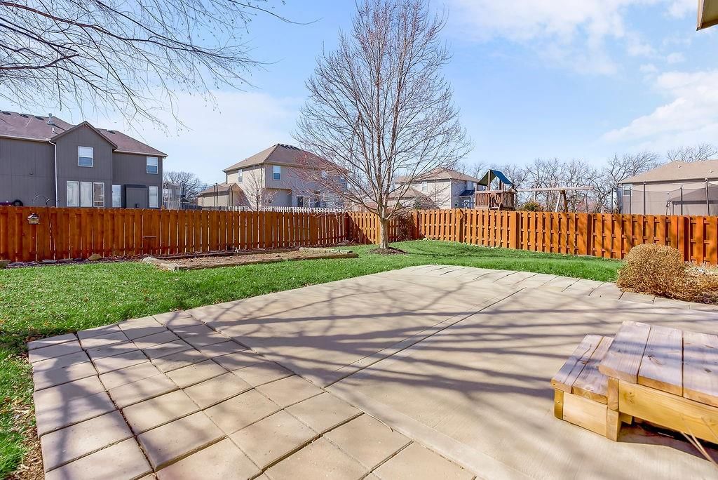 28605 W 162nd Terrace — photo 39