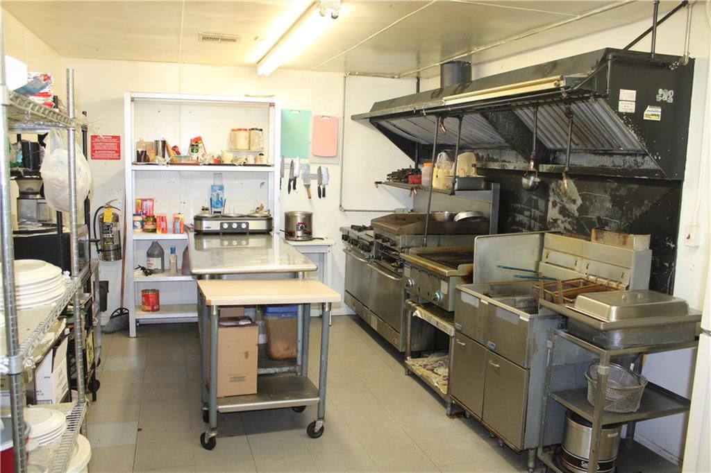 134 S 69 Highway — photo 37