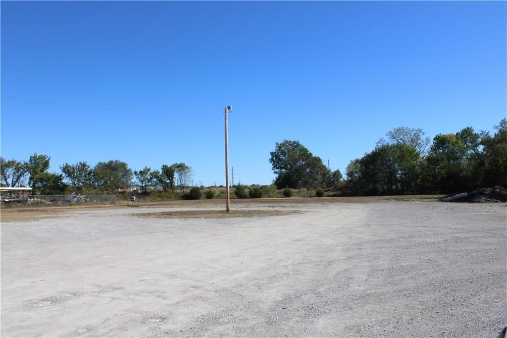 134 S 69 Highway — photo 75