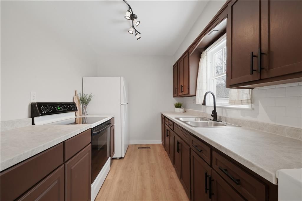 1316 W 29th Terrace S — photo 10
