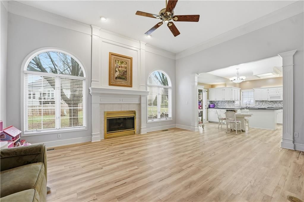 6124 N Elmwood Court — photo 5