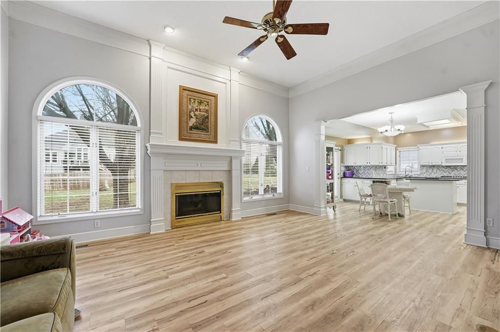 6124 N Elmwood Court — photo 9
