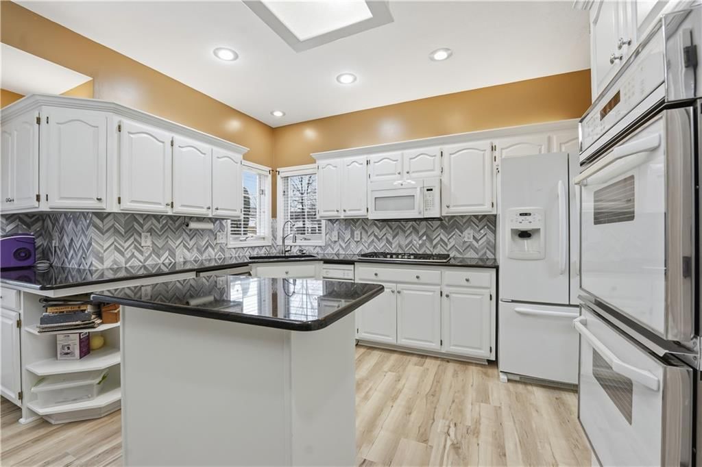 6124 N Elmwood Court — photo 16