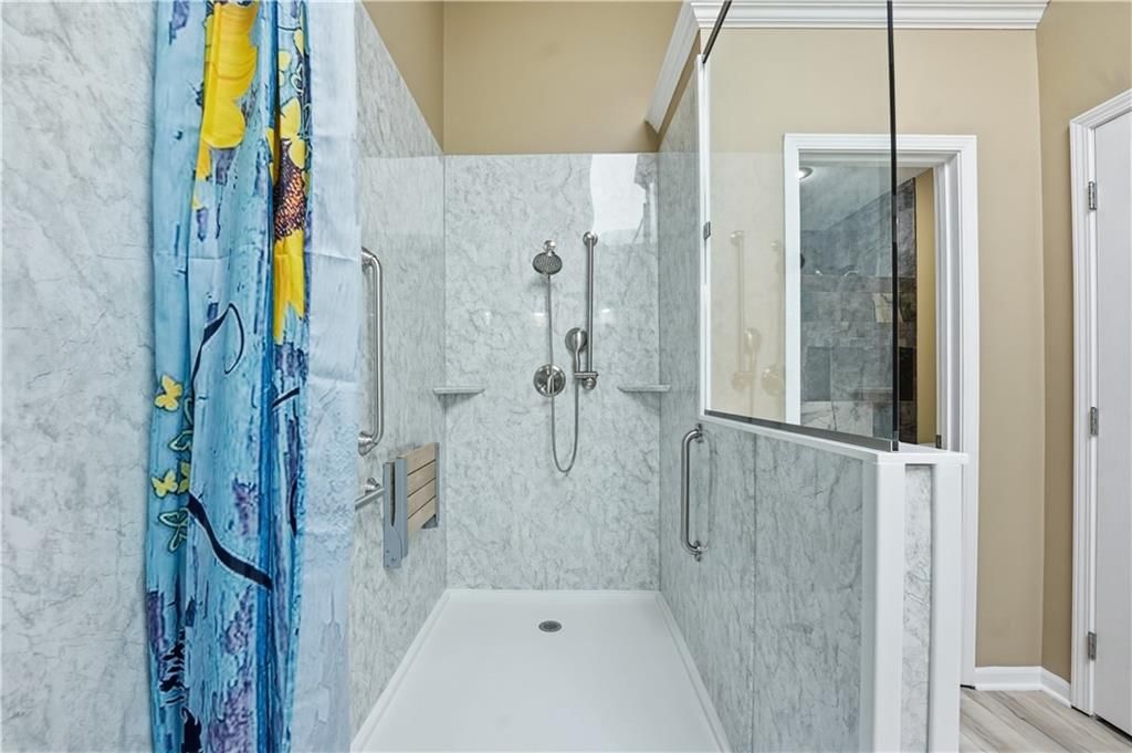 6124 N Elmwood Court — photo 38