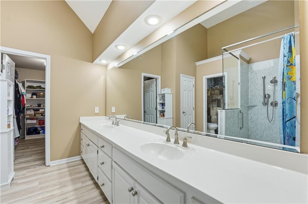 6124 N Elmwood Court — photo 41