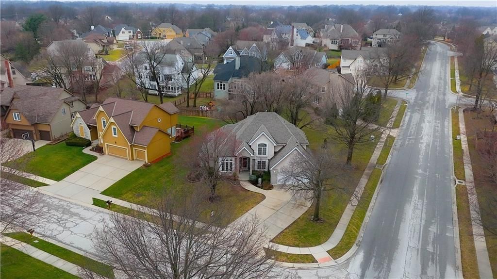 6124 N Elmwood Court — photo 45