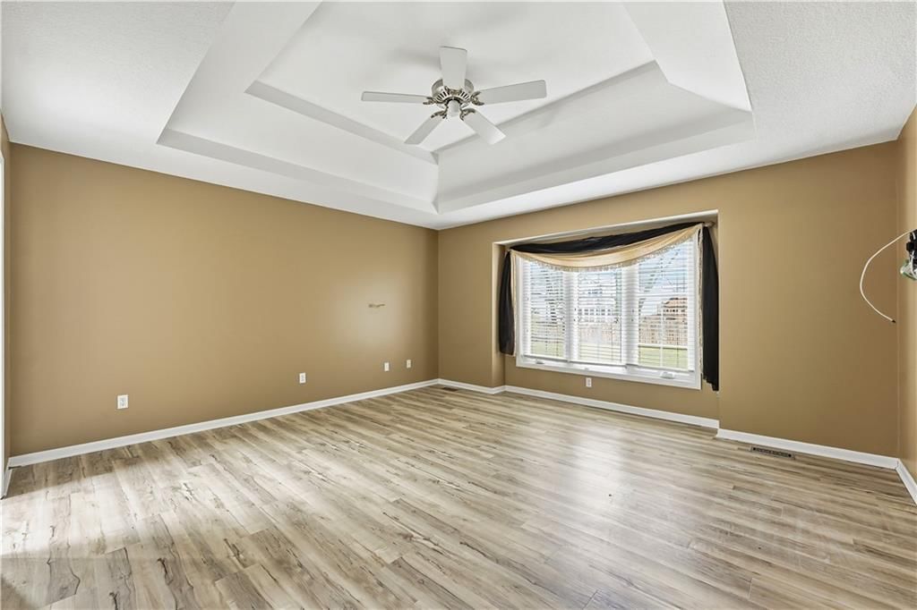 6124 N Elmwood Court — photo 48