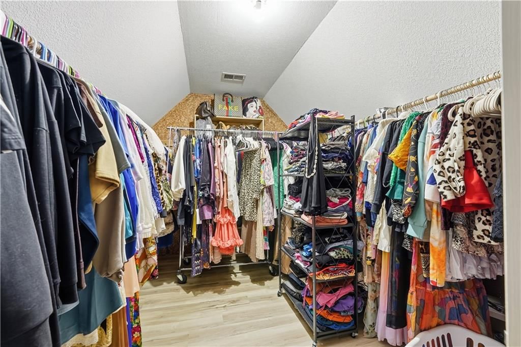 6124 N Elmwood Court — photo 52
