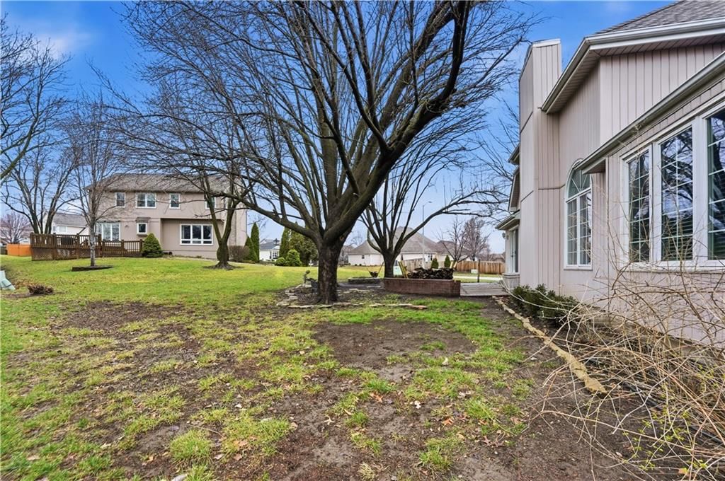 6124 N Elmwood Court — photo 54