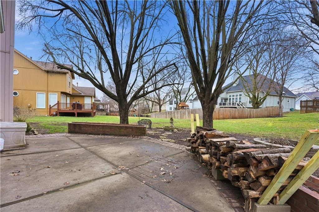 6124 N Elmwood Court — photo 55