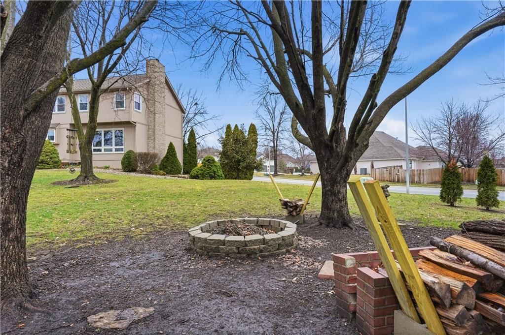 6124 N Elmwood Court — photo 56