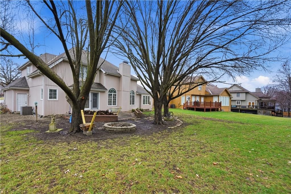 6124 N Elmwood Court — photo 58