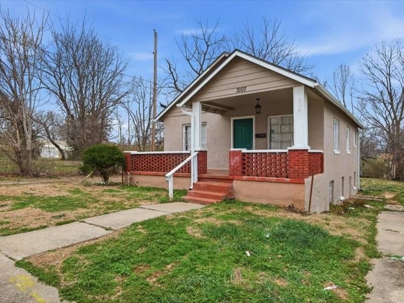 3107 Elmwood Avenue — photo 2