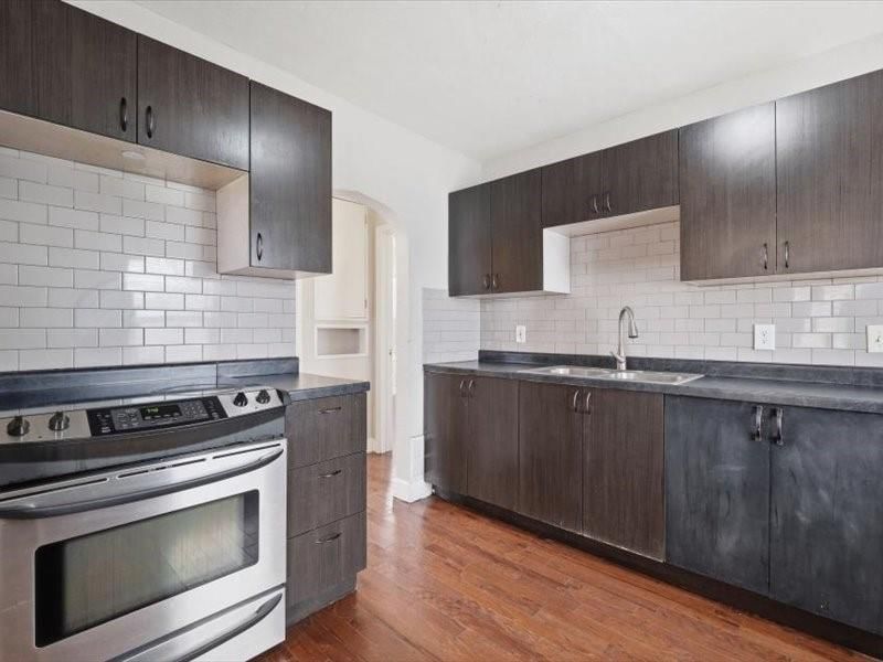 3107 Elmwood Avenue — photo 9