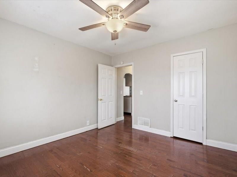 3107 Elmwood Avenue — photo 13