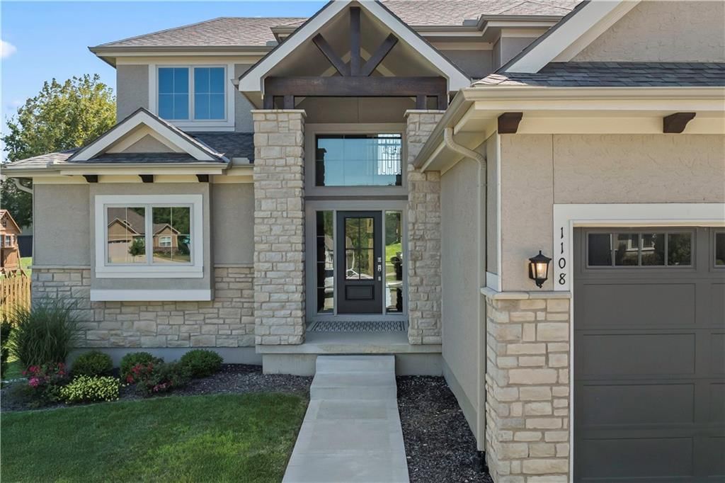 1108 SW Whispering Willow Way — photo 4