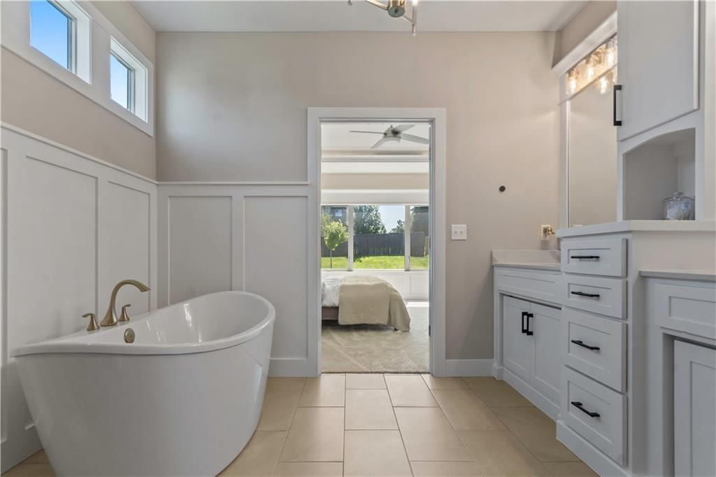 1108 SW Whispering Willow Way — photo 30