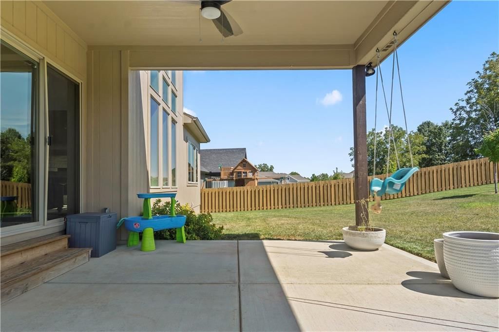 1108 SW Whispering Willow Way — photo 47