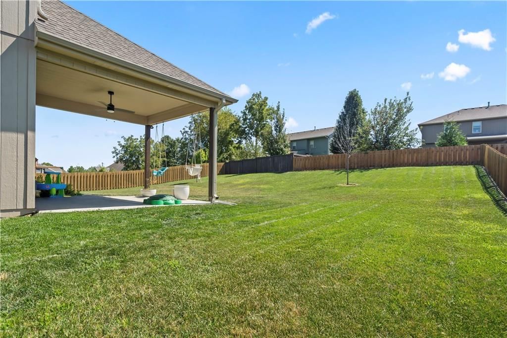 1108 SW Whispering Willow Way — photo 48