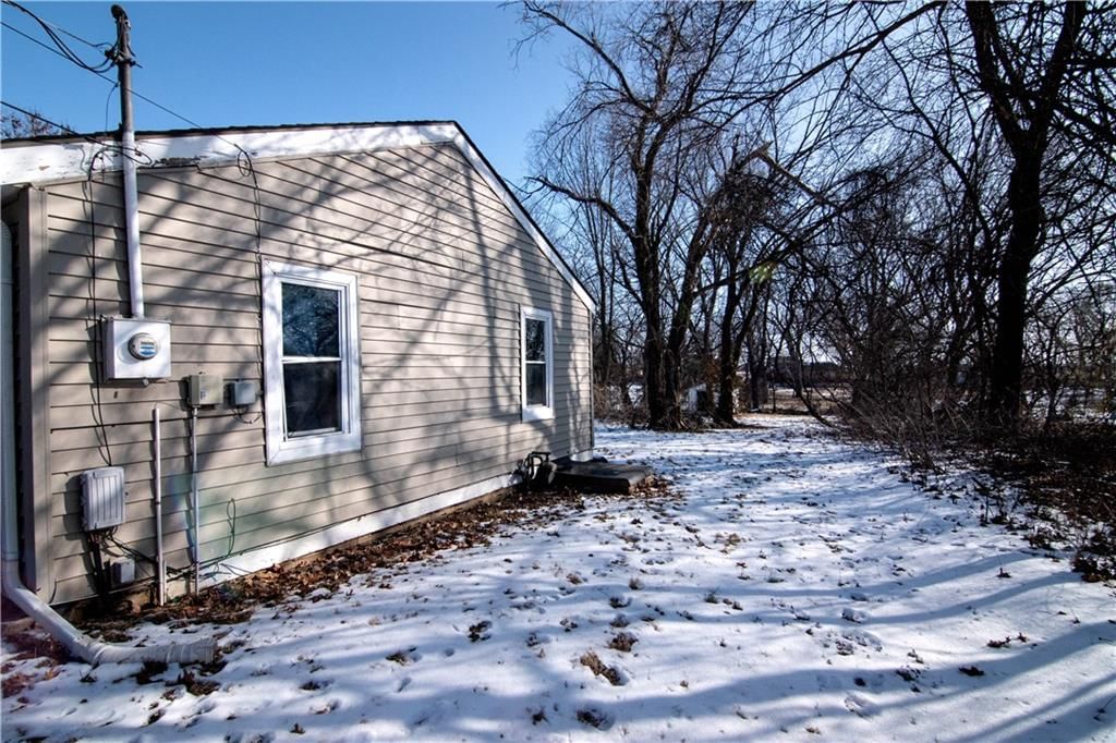 7923 HARRIS Avenue — photo 5