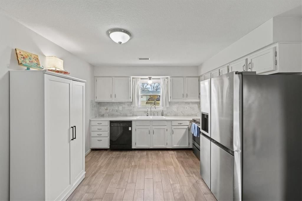 2239 Melholland Road — photo 9